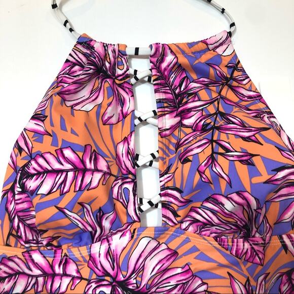 Salt+Cove Juniors' Hawaii Printed Tankini Swim Top - Picture 5 of 8